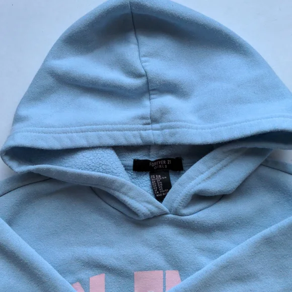 5/6T Cropped Baby Blue Hoodie Forever21 - Picture 6 of 8